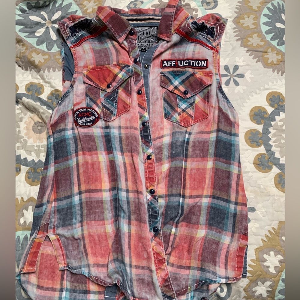 Women’s Sleeveless Affliction top